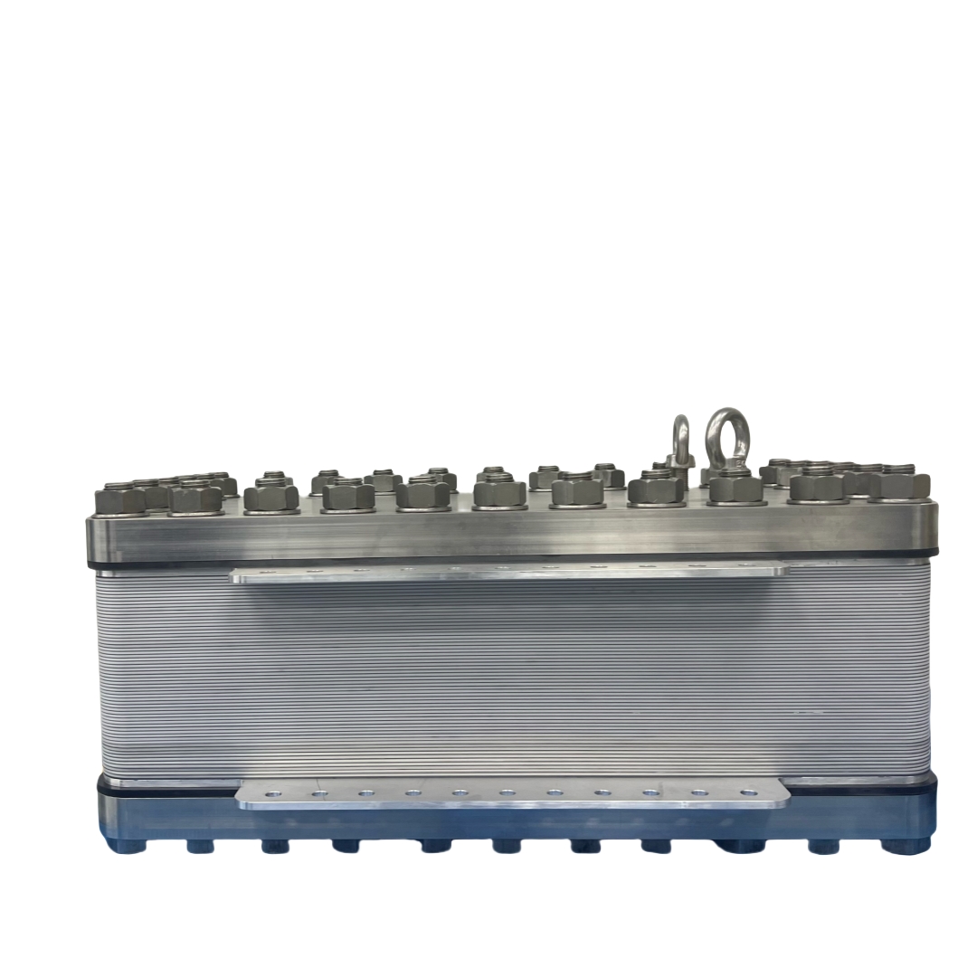 PEM 水电解槽（20–250 Nm³/h）制氢